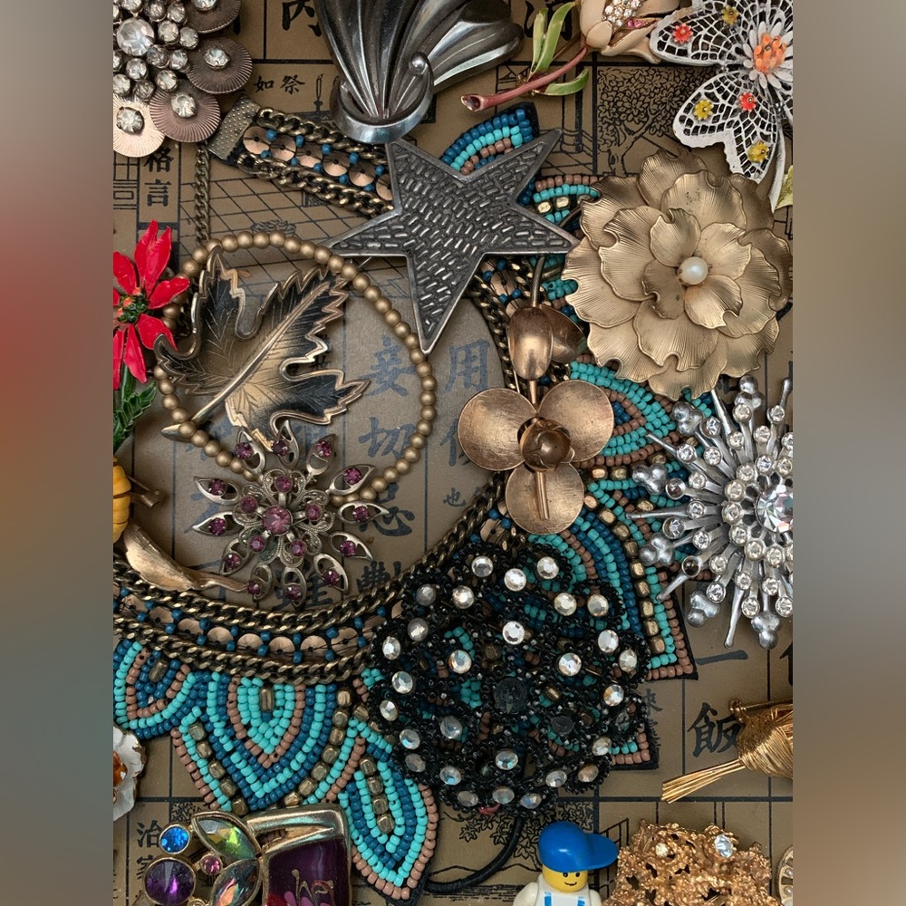 Antique pins from the 50s, 60s, 70s and 80s